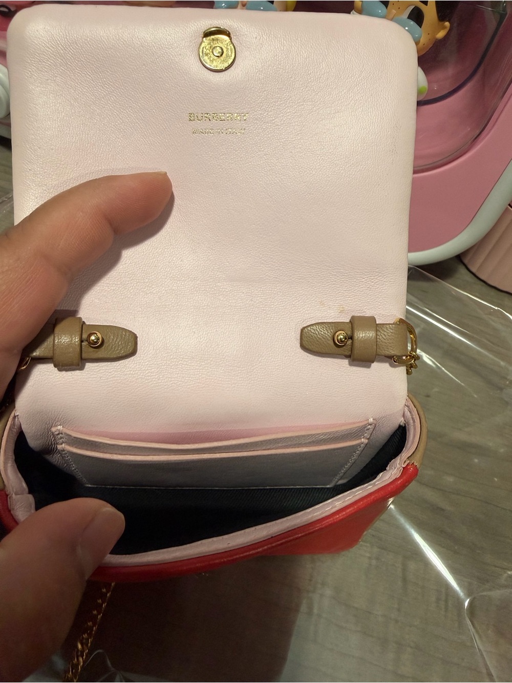 Burberry Lola leather mini bag with Gold Chain - Picture 4 of 9